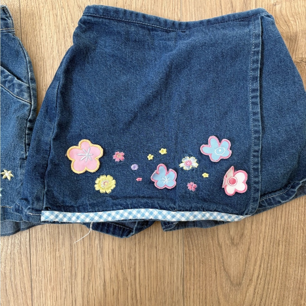 Girls 3T Denim Skirt Bundle Embroidered Flowers Cute Spring Summer - Picture 3 of 7